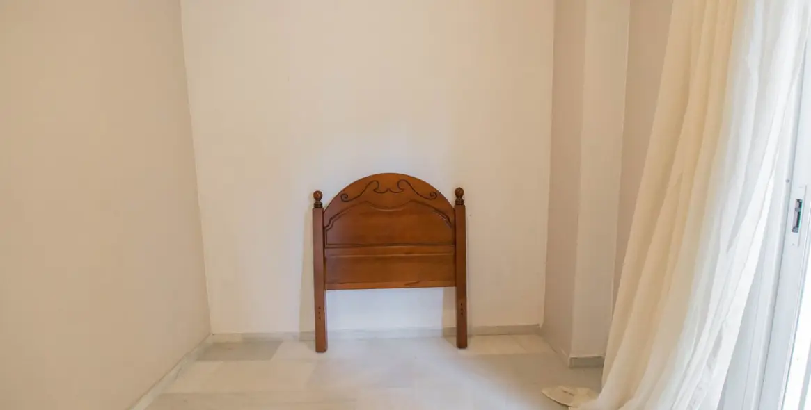 Sale of detached villa in Fuengirola 33