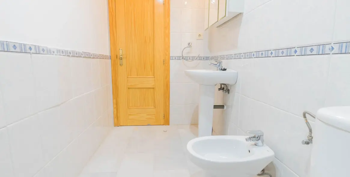 Sale of detached villa in Fuengirola 36