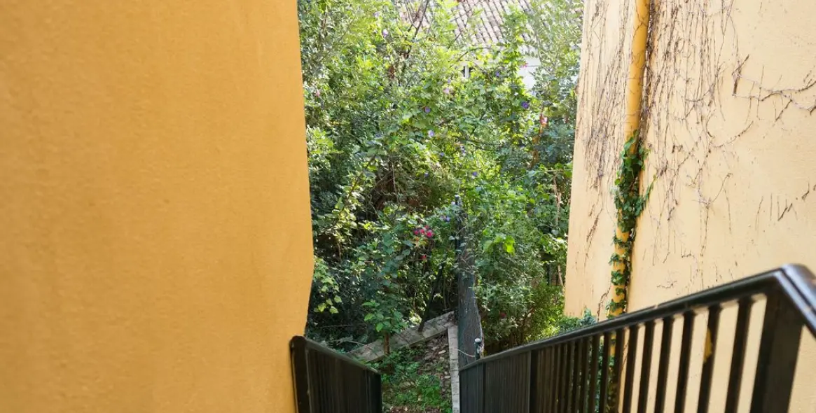 Sale of detached villa in Fuengirola 44