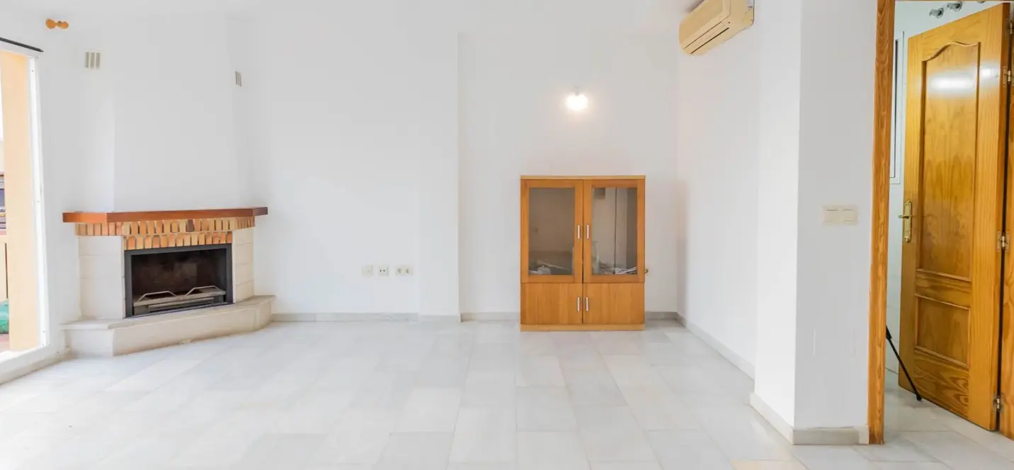 Sale of townhouse in Torreblanca 1