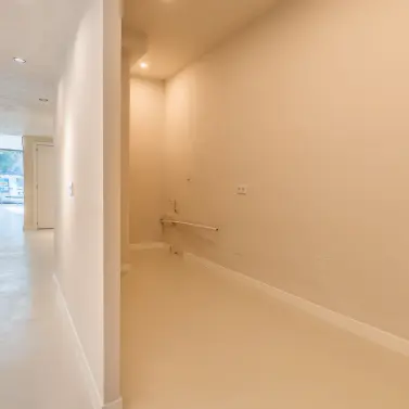 Sale of office in Marbella