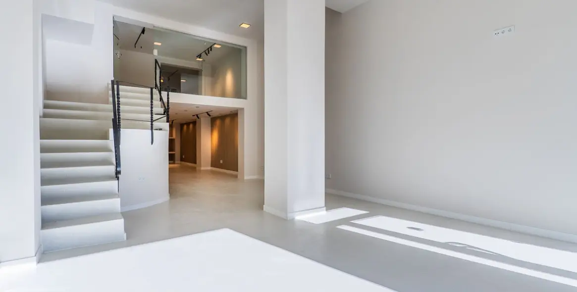 Sale of office in Marbella 12