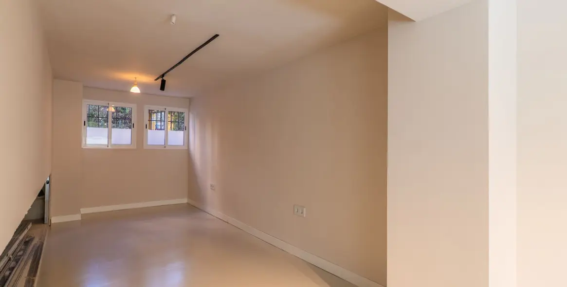 Sale of office in Marbella 16