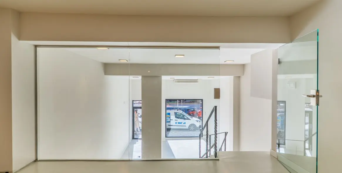 Sale of office in Marbella 19