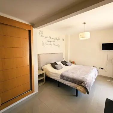 Sale of penthouse duplex in Estepona