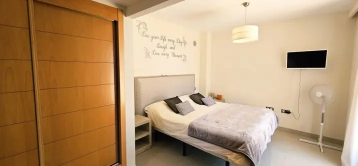 Sale of penthouse duplex in Estepona 4