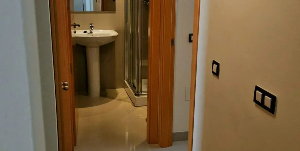 Sale of penthouse duplex in Estepona 9