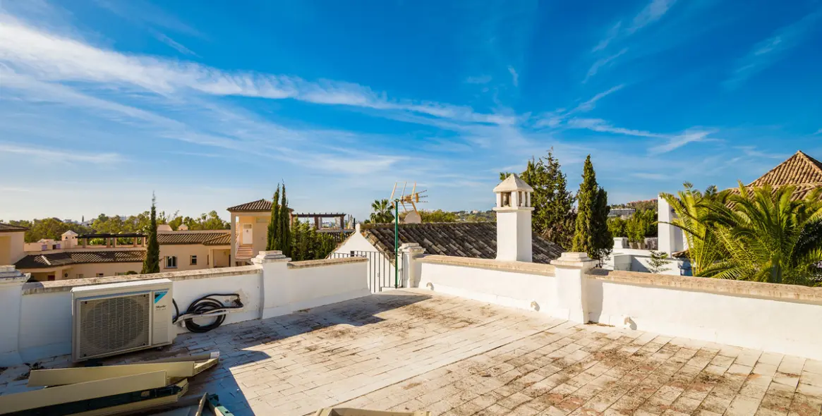 Продажа таунхауса в Nueva Andalucía 11