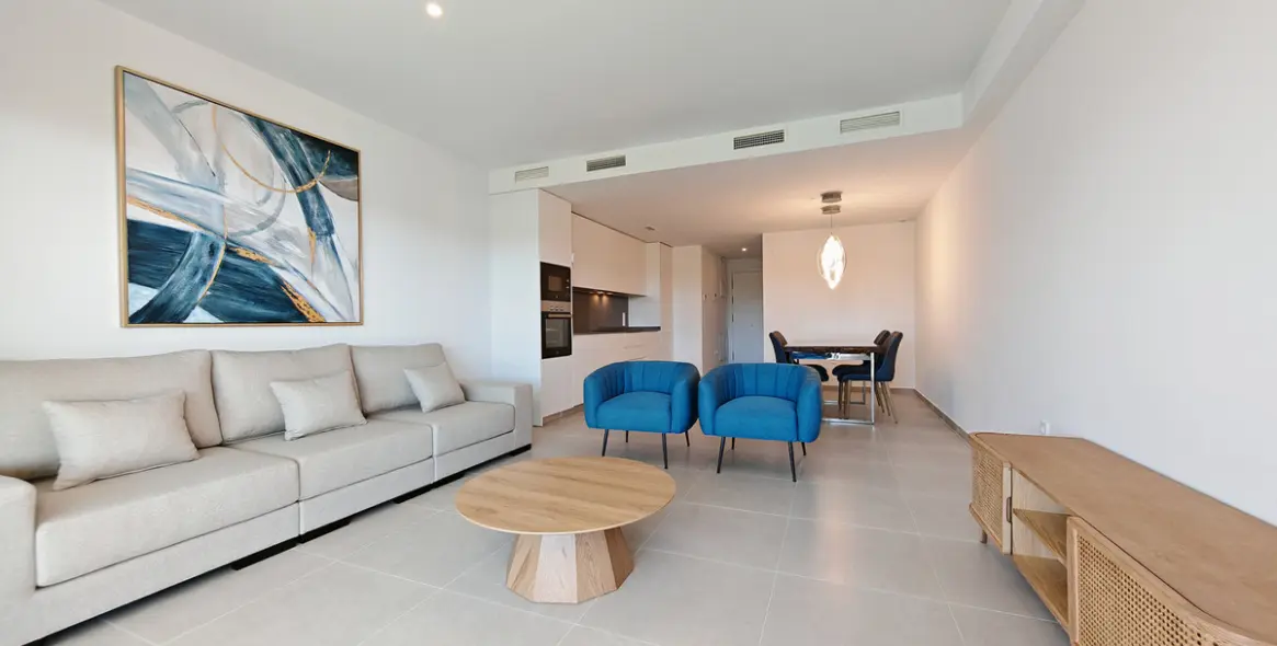 Sale of ground floor apartment in Cancelada 6