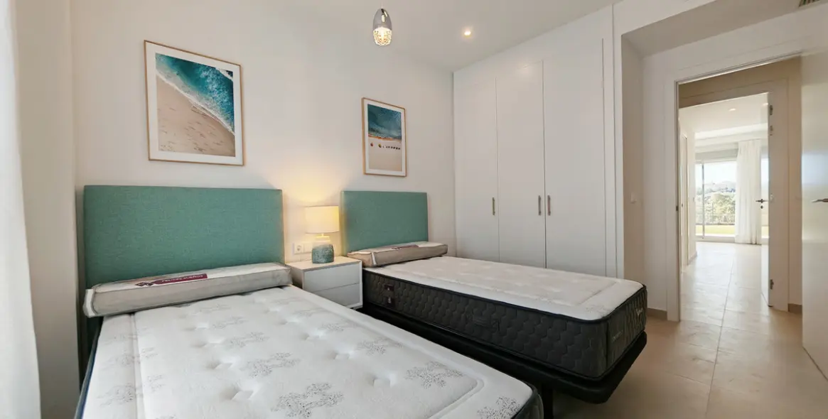 Sale of ground floor apartment in Cancelada 14