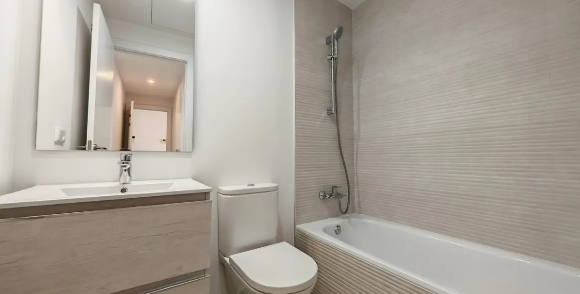 Sale of ground floor apartment in Cancelada 16