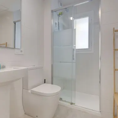 Продажа апартаментов на среднем этаже в Estepona