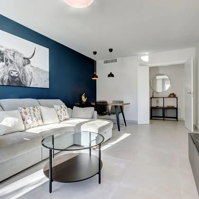 Продажа апартаментов на среднем этаже в Estepona