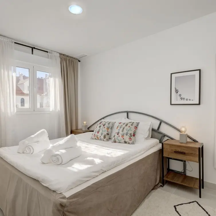Продажа апартаментов на среднем этаже в Estepona
