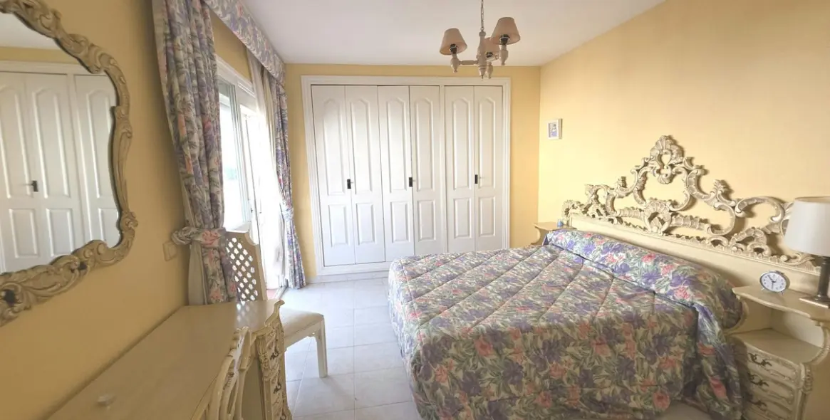 Продажа таунхауса в Casares Playa 28