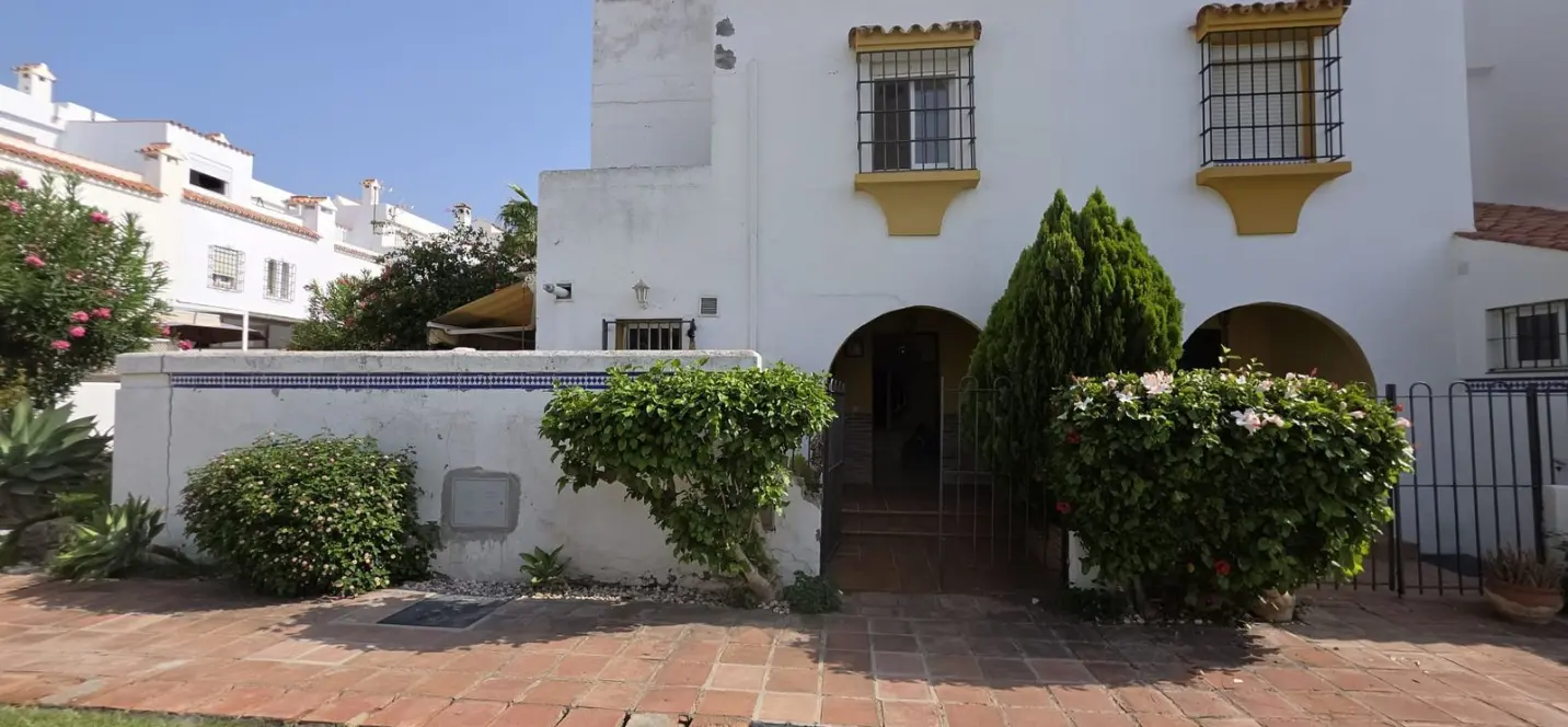 Venta de adosado en Casares Playa 2