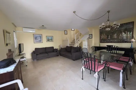 Image 7 thumb