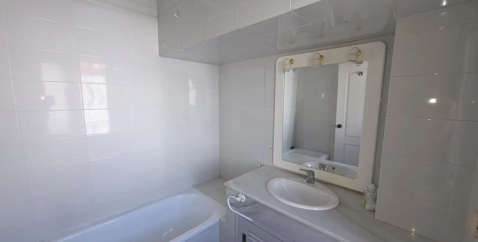 Venta de adosado en Casares Playa 23