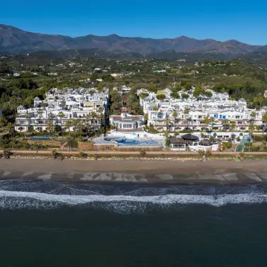 Продажа апартаментов на первом этаже в Estepona