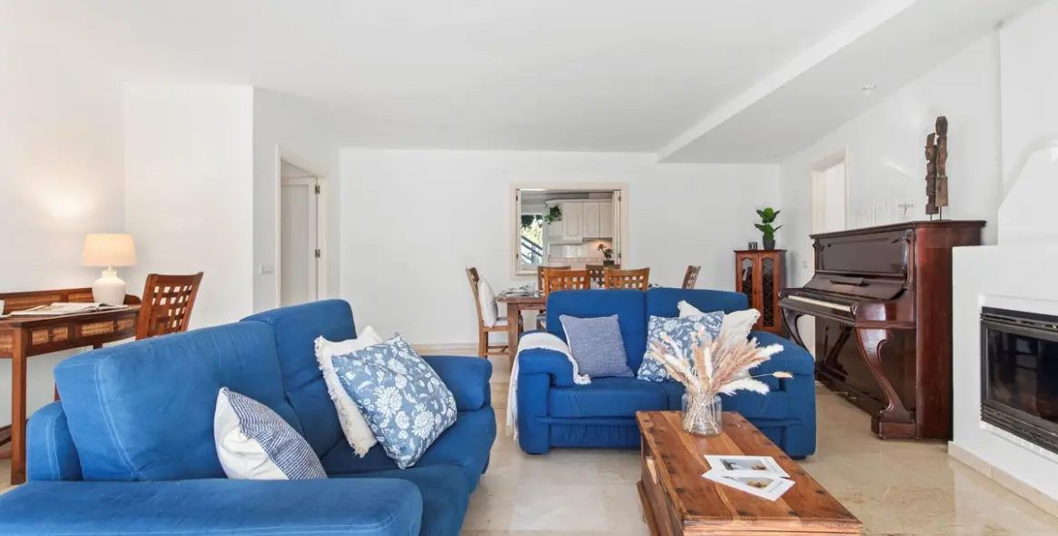 Продажа апартаментов на первом этаже в Estepona 5