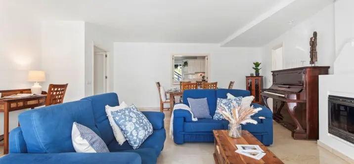 Продажа апартаментов на первом этаже в Estepona 4