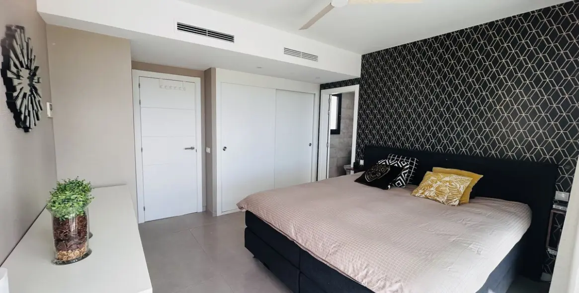 Sale of duplex in La Cala Golf 19