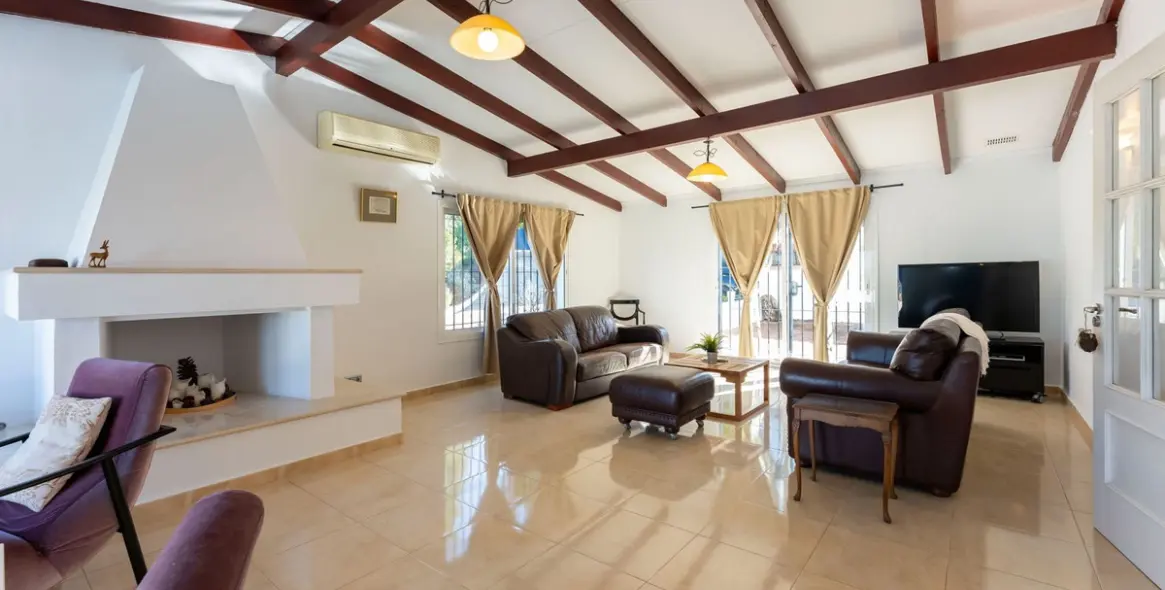 Продажа  отдельно стоящей виллы в Alhaurín el Grande 8