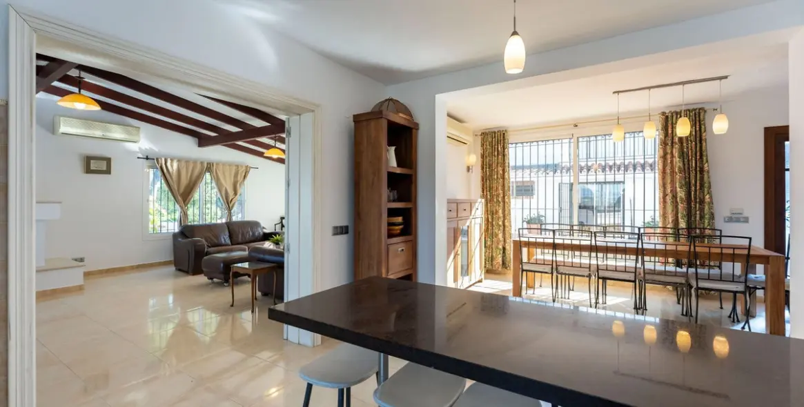 Продажа  отдельно стоящей виллы в Alhaurín el Grande 15