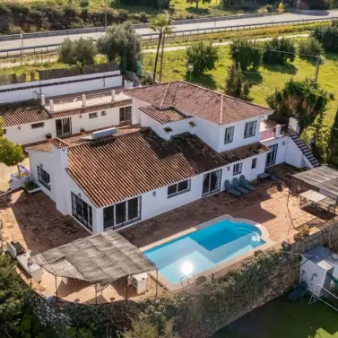 Sale of finca - cortijo in Alhaurín el Grande