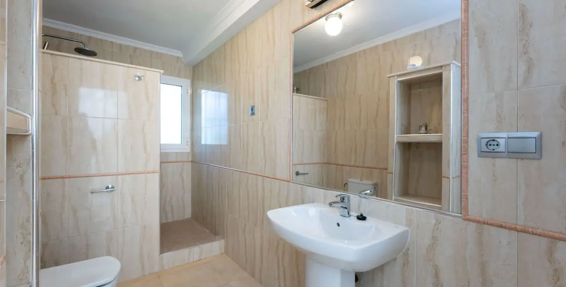 Sale of finca - cortijo in Alhaurín el Grande 28