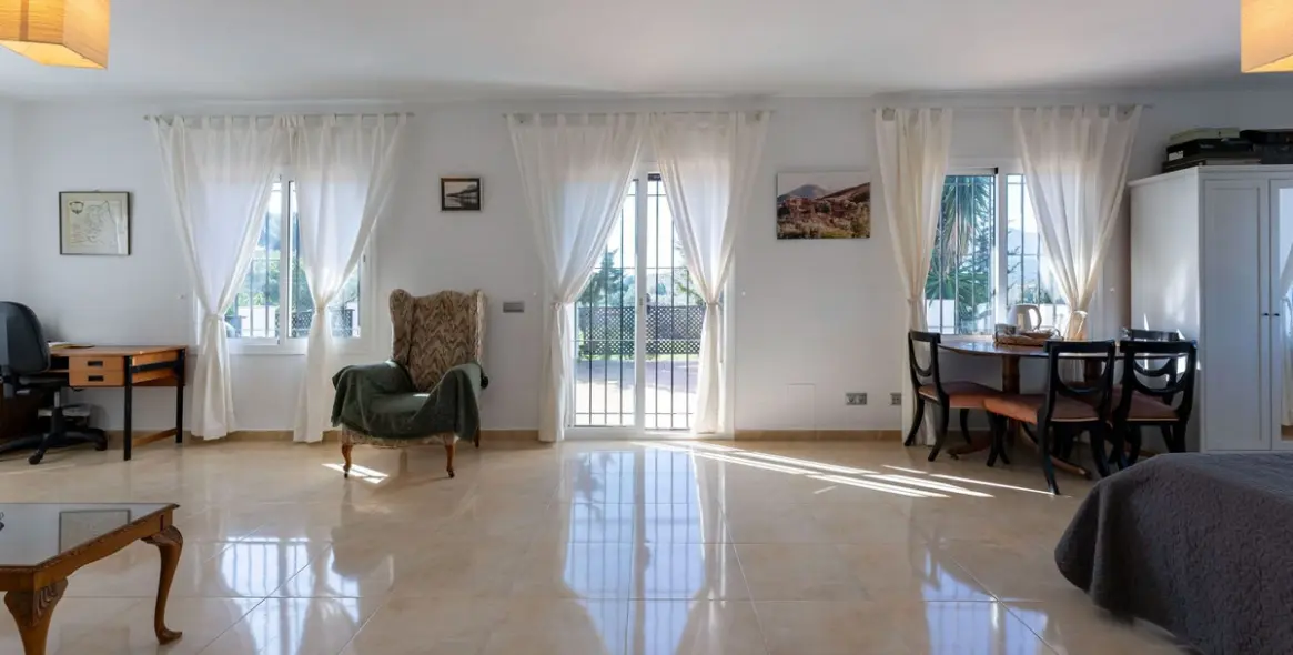 Sale of finca - cortijo in Alhaurín el Grande 41