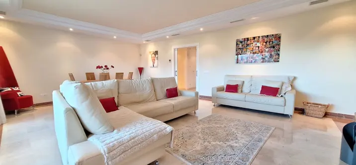 Venta de ático dúplex en Nueva Andalucía 1