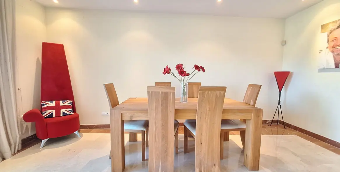 Продажа двухуровневого пентхауса в Nueva Andalucía 15