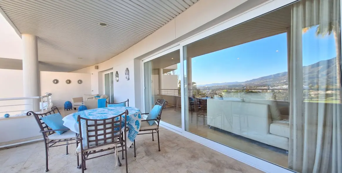 Продажа двухуровневого пентхауса в Nueva Andalucía 19