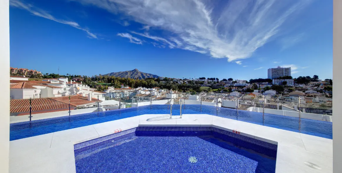 Long-term rent of penthouse in La Campana 7