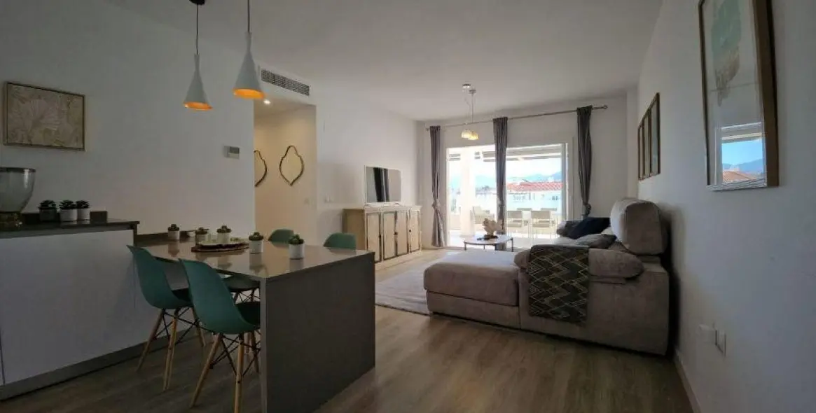 Long-term rent of penthouse in La Campana 9