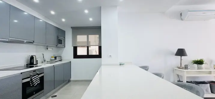 Sale of middle floor apartment in La Duquesa 4