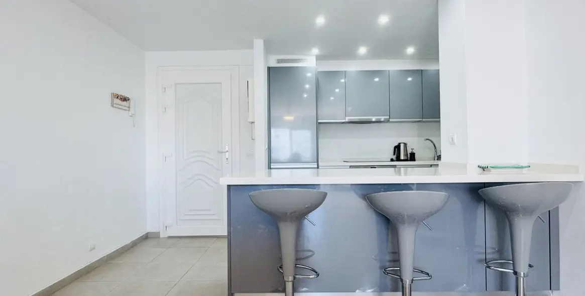 Продажа апартаментов на среднем этаже в La Duquesa 6