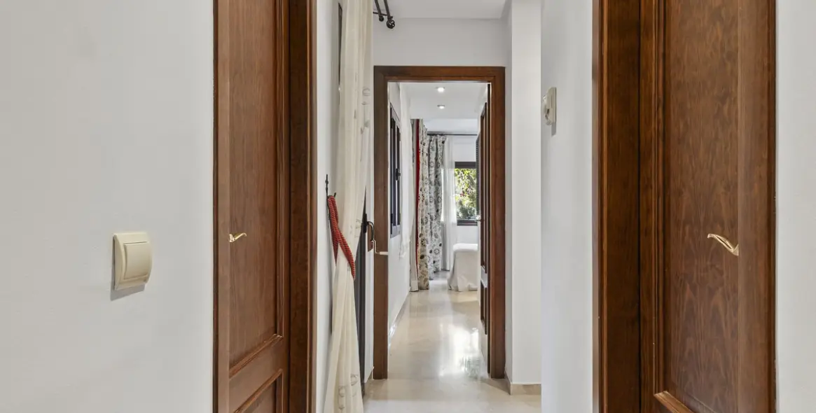 Venta de apartamento en planta media en El Rosario 12