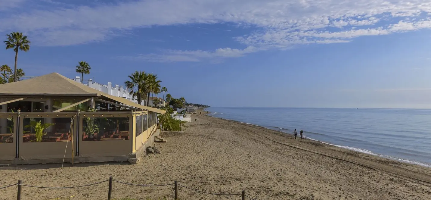 Sale of middle floor apartment in El Rosario 1