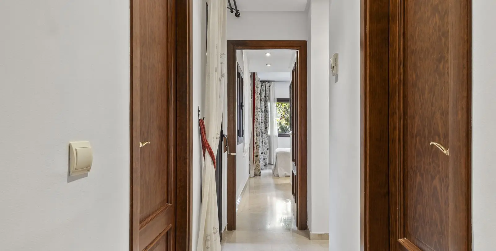Venta de apartamento en planta media en El Rosario 12