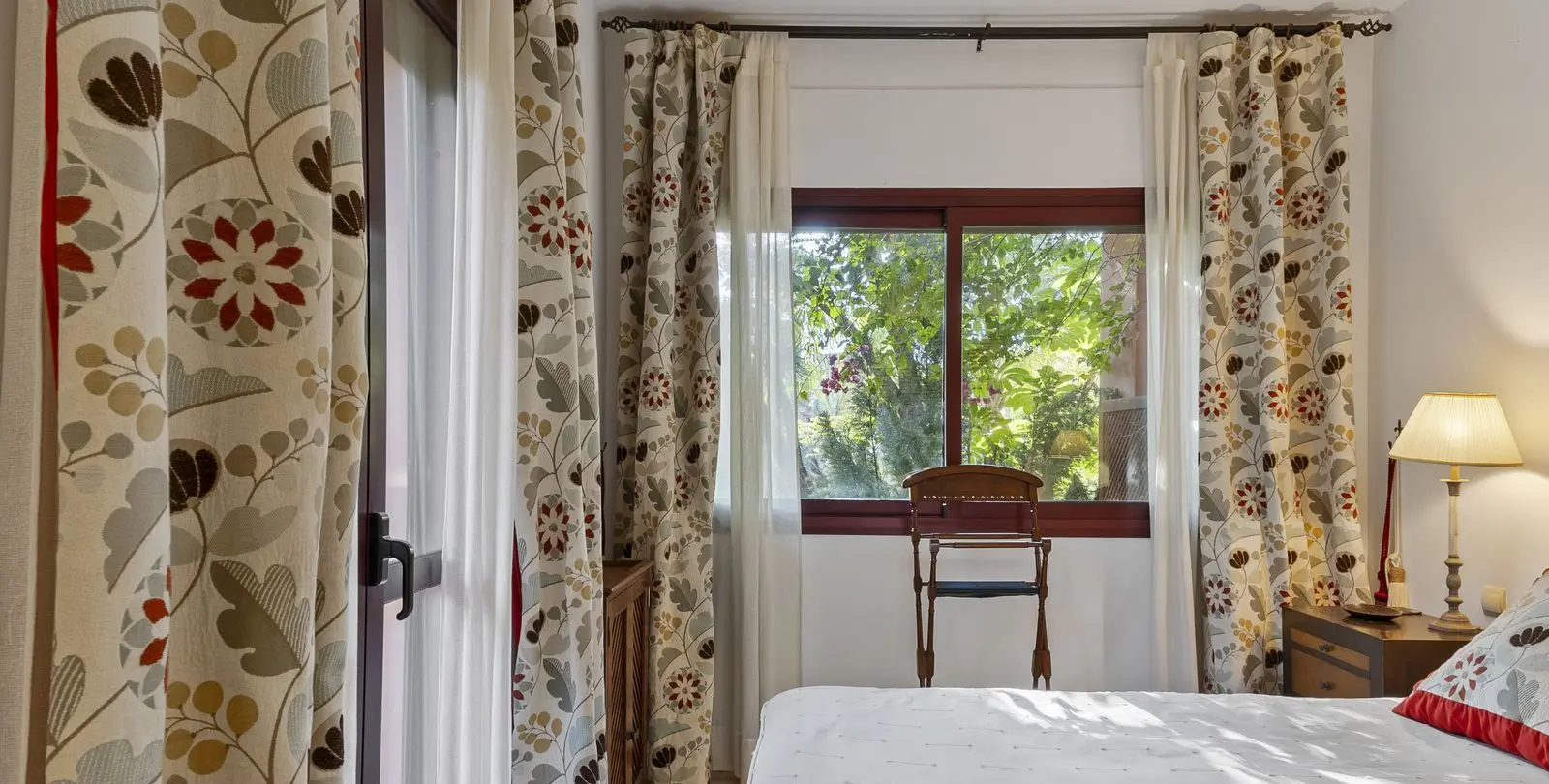 Venta de apartamento en planta media en El Rosario 16