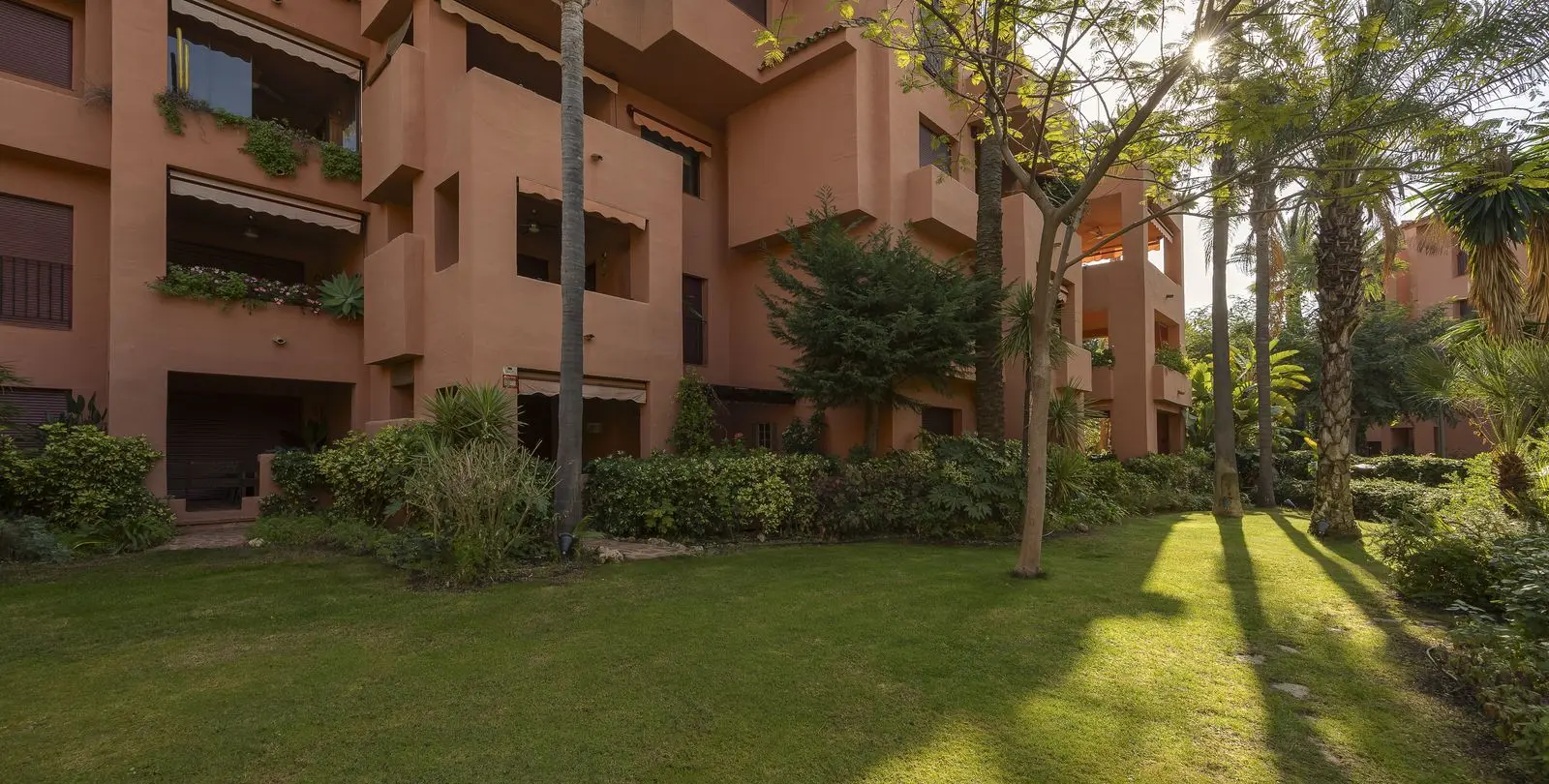 Venta de apartamento en planta media en El Rosario 29