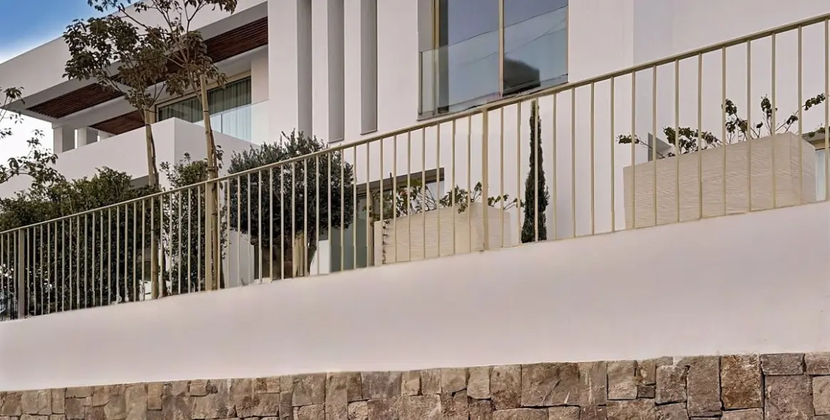 Sale of detached villa in Málaga 19