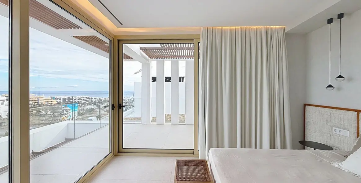 Продажа  отдельно стоящей виллы в Málaga 22