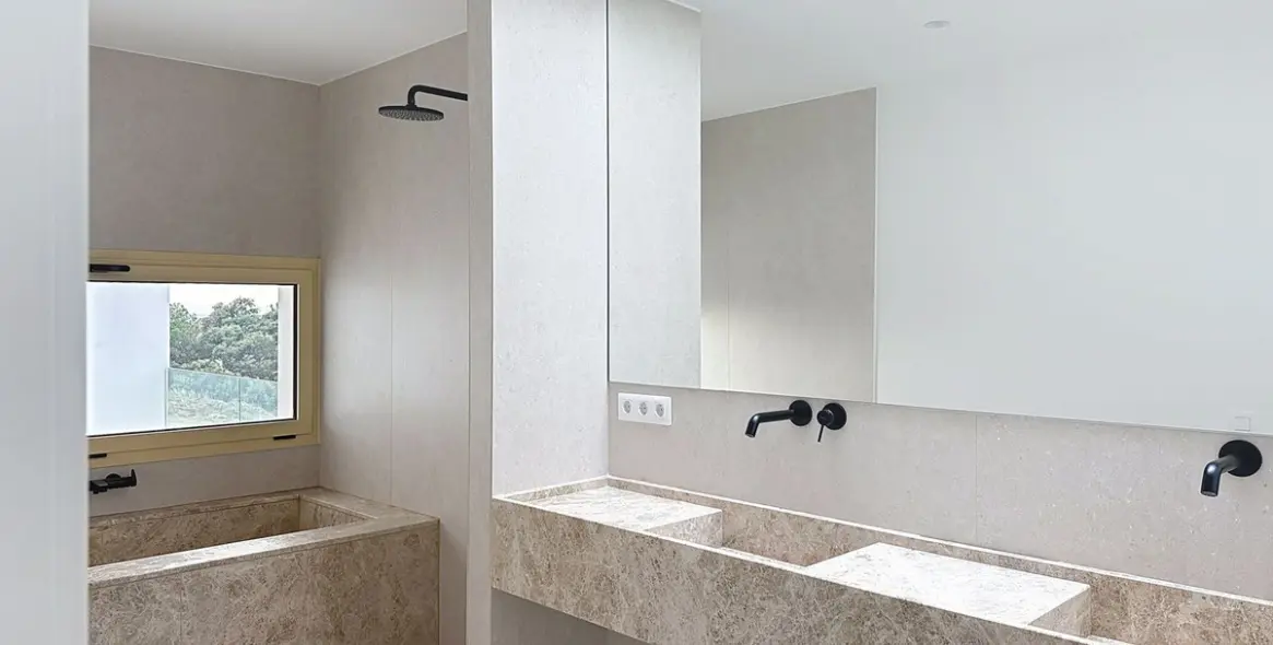 Продажа  отдельно стоящей виллы в Málaga 23