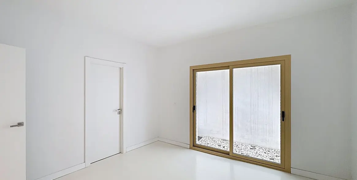 Продажа  отдельно стоящей виллы в Málaga 32