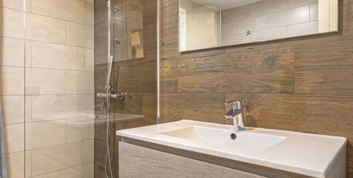 Продажа  отдельно стоящей виллы в Las Chapas 7