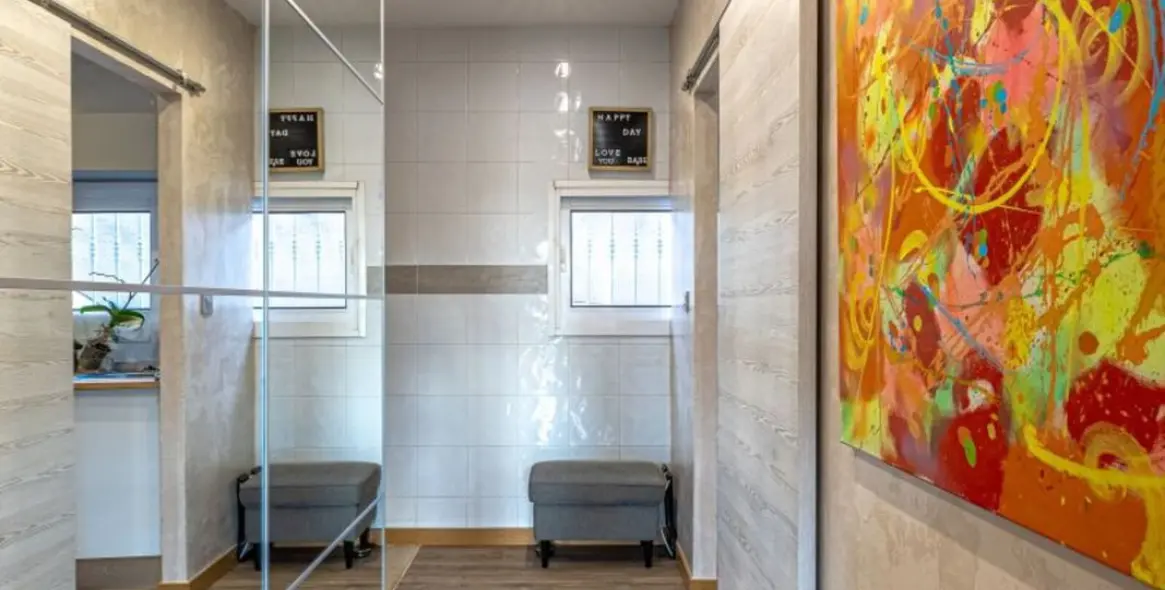 Продажа  отдельно стоящей виллы в Las Chapas 39