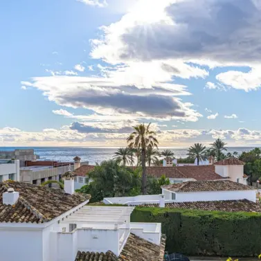 Venta de villa independiente en Las Chapas